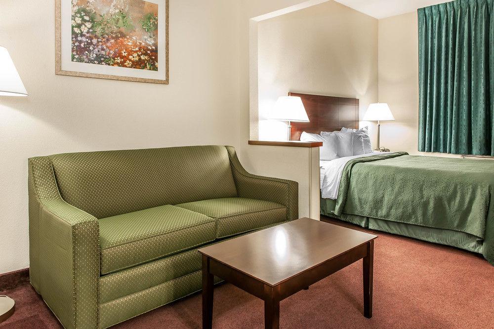 Quality Inn & Suites Ντάνβιλ Εξωτερικό φωτογραφία