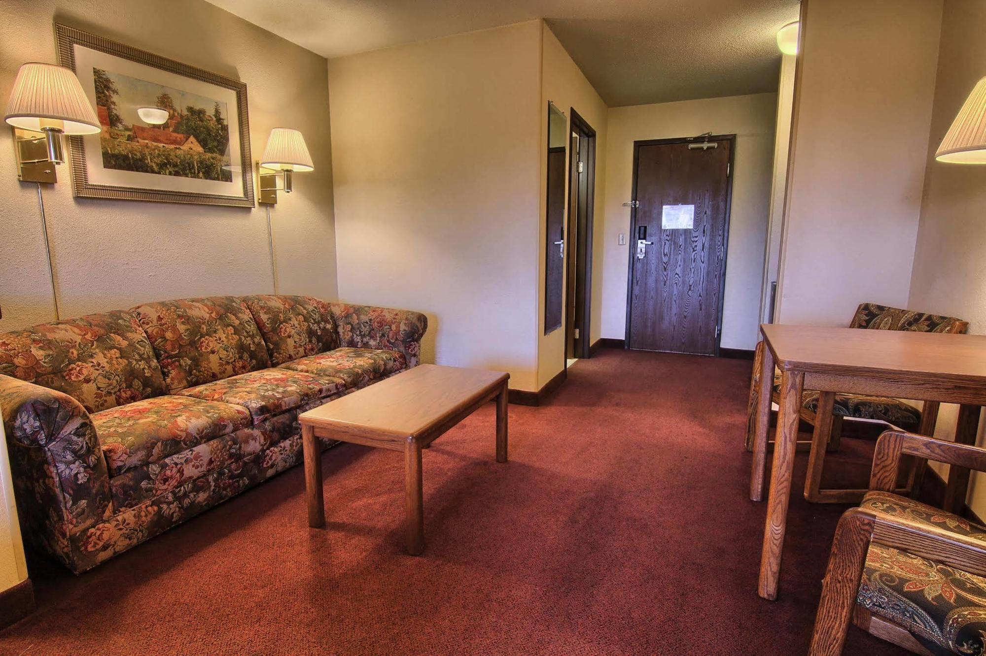 Quality Inn & Suites Ντάνβιλ Εξωτερικό φωτογραφία